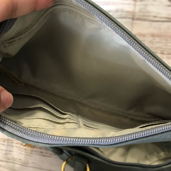 Timi & Leslie Diaper Bag and Wristlet with Stroller Straps Some Wear - Picture 13 of 14